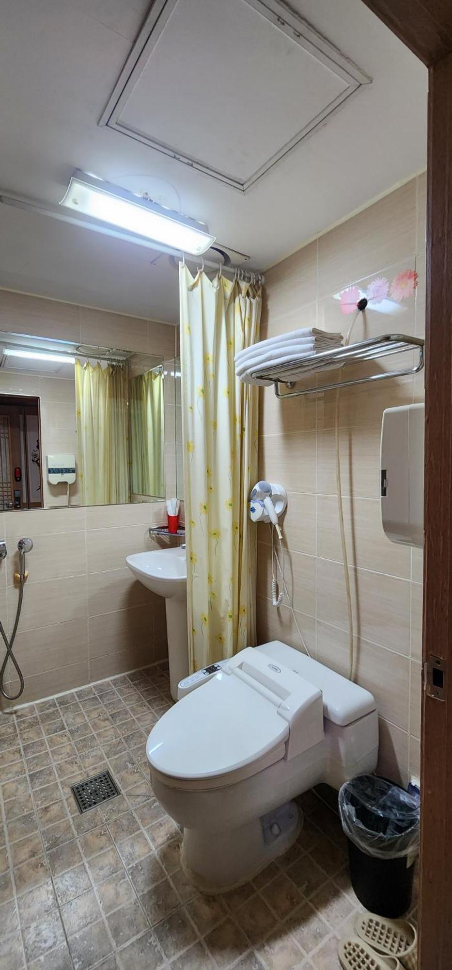 Mizo Hotel Seoul Bagian luar foto