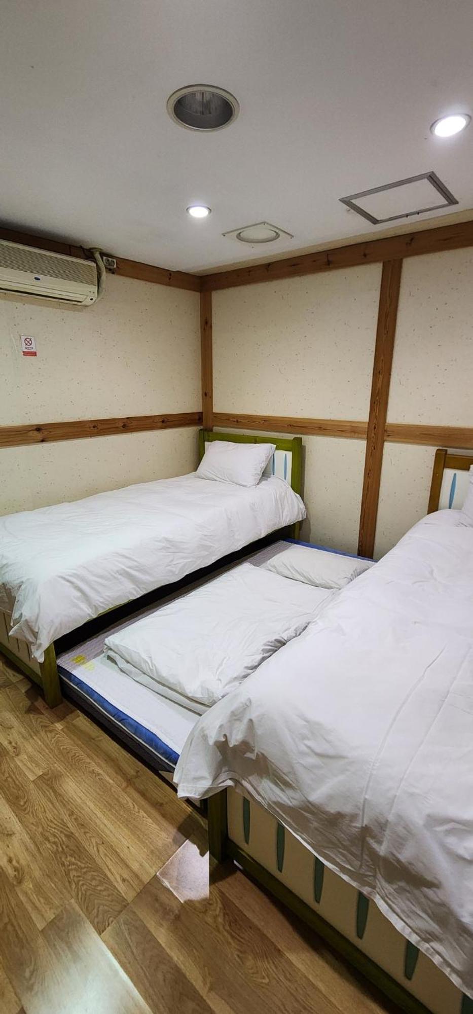 Mizo Hotel Seoul Bagian luar foto